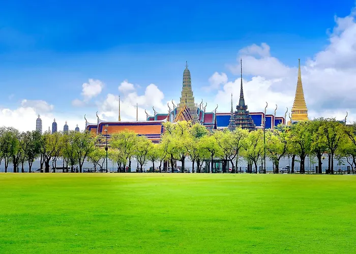 Mitr The Grand Palace Samyot - มิตร พระบรมมหาราชวัง *