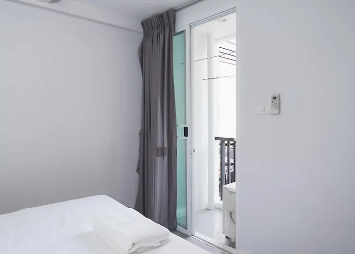 Mitr The Grand Palace Samyot - มิตร พระบรมมหาราชวัง Apartment *